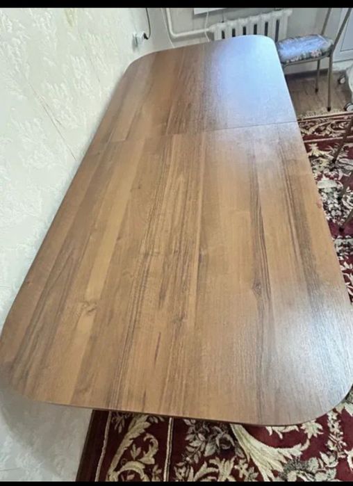 Продам стол в хорошем состоянии