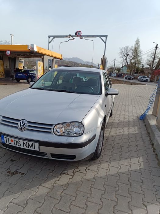Vand golf 4 1.4 benzina