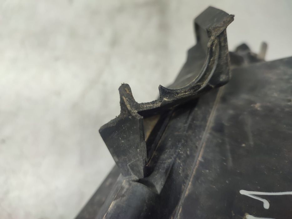 Carcasa filtru aer 13717797467-02 BMW Seria 3 E90 [2004 - 2010]