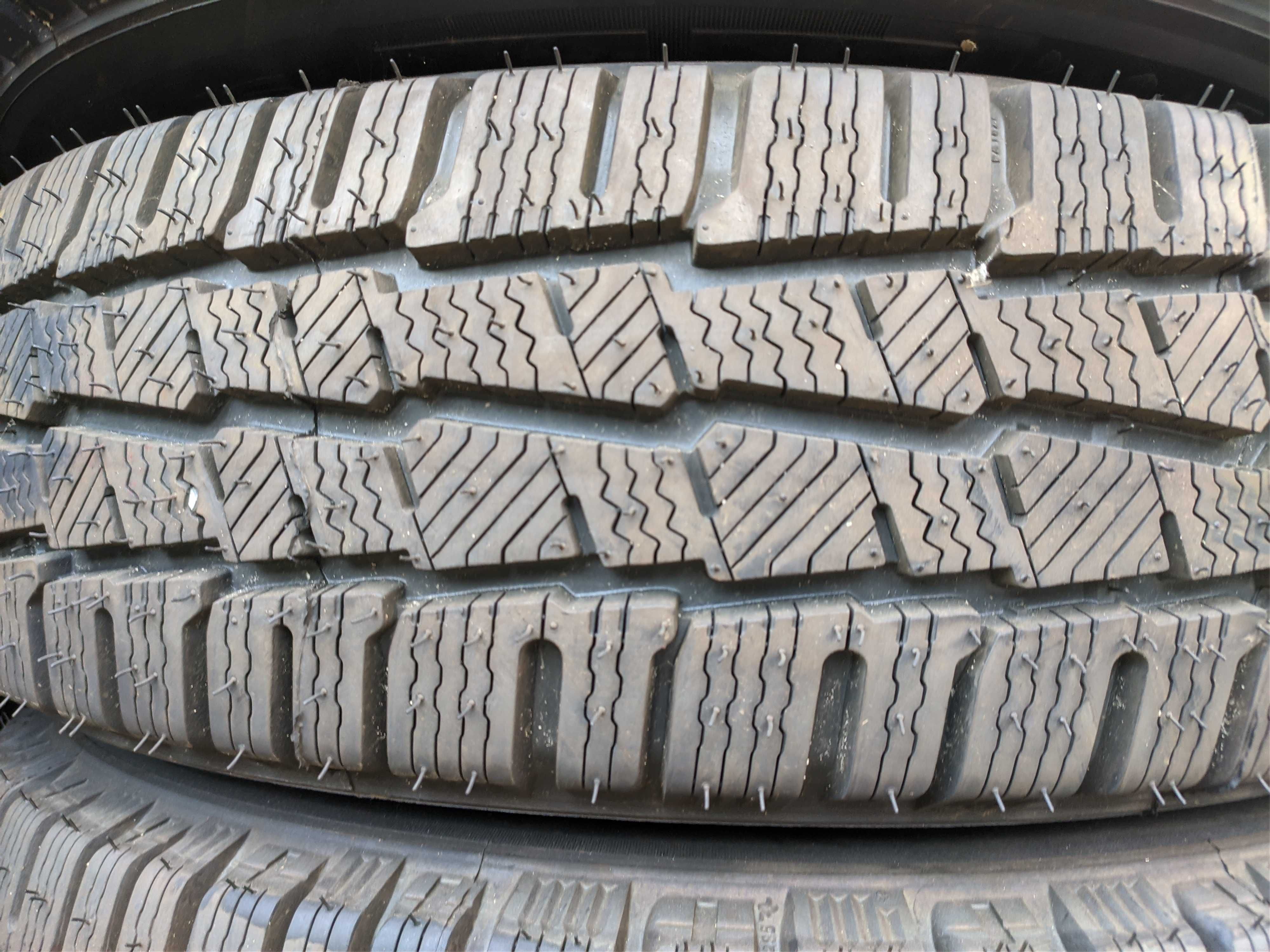 4бр Нови Демо зимни гуми 205 75 16 С - Michelin
