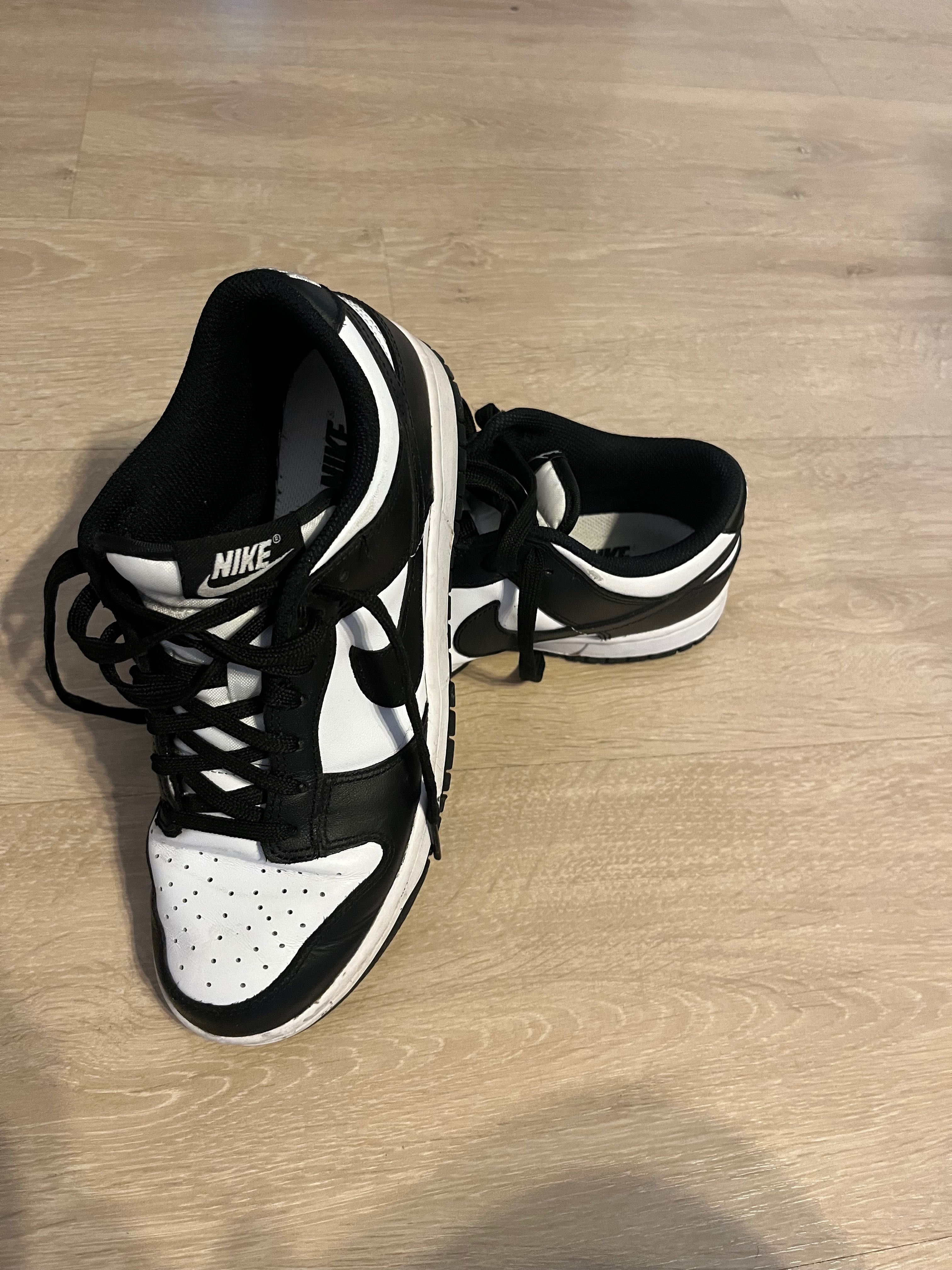 Nike dunk low alb-negru