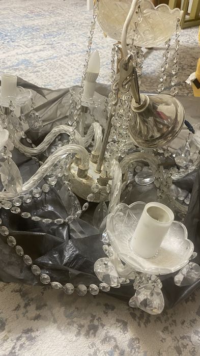 Продам люстру хрустальную