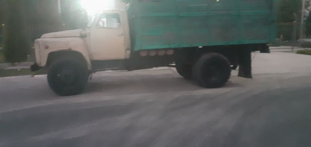 Gaz 53 sotiladi xolati alo