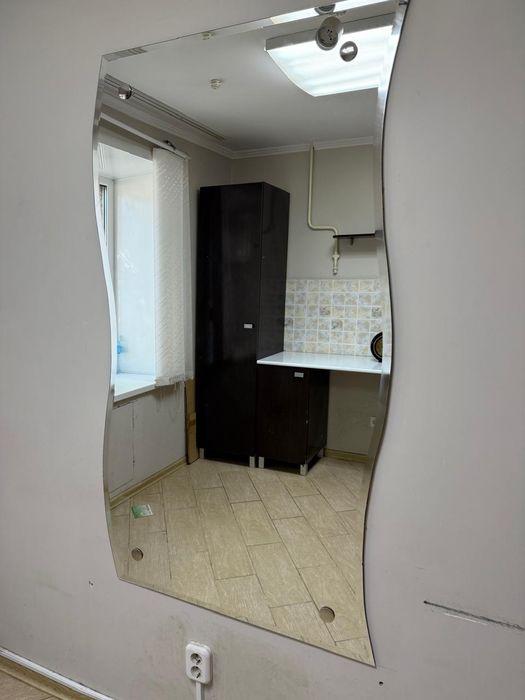 Продам зеркало большое