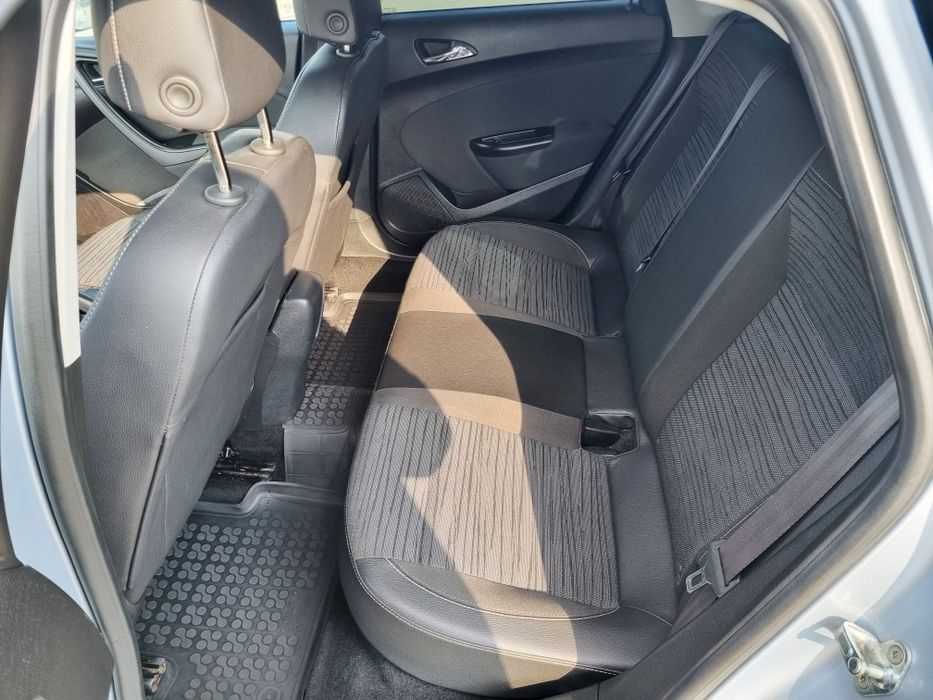 Opel Astraj J 1.4 140 cp