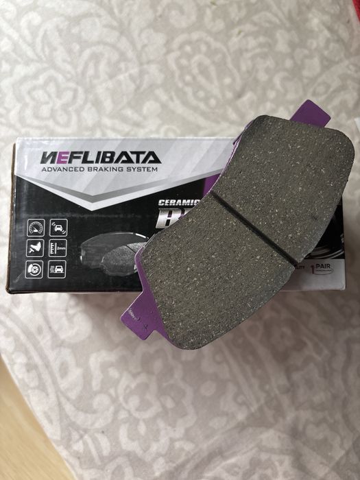 Колодки передние ,керамические на хундай акцент ,  хундай баен