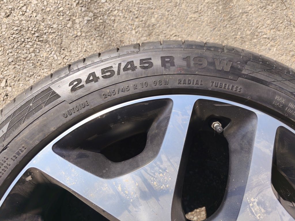 245/45/19" 2бр Continental sport contact 5,dot1417,6mm