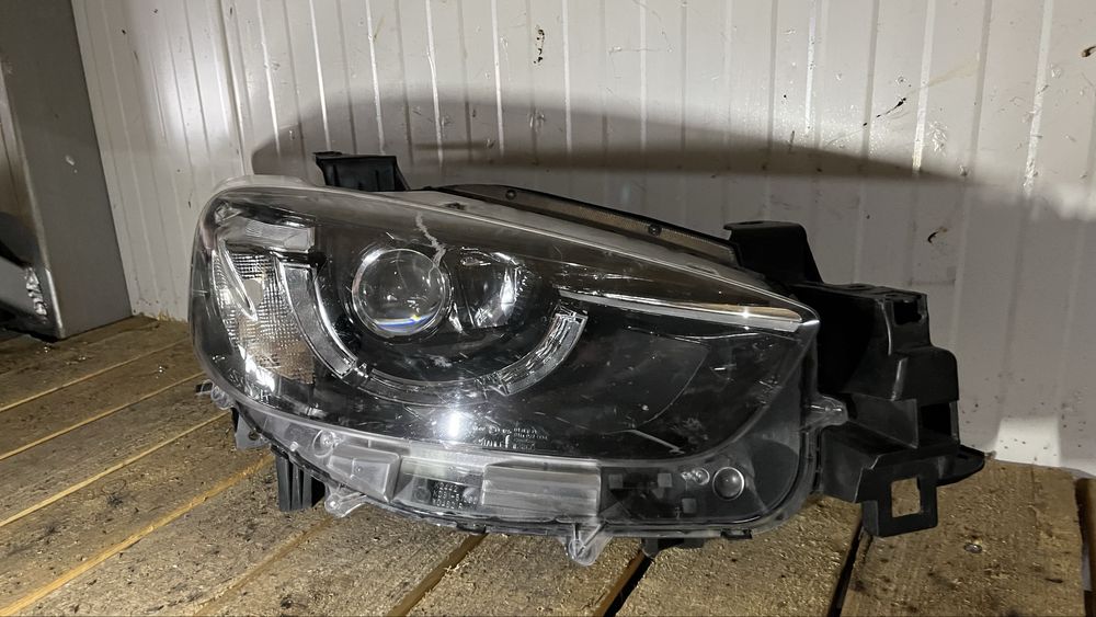 Десен фар Mazda CX5 2012-