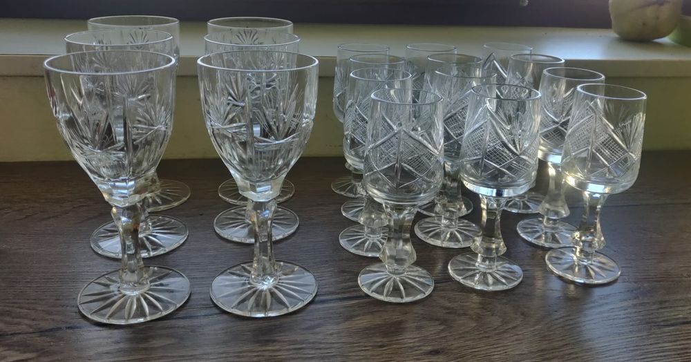 Seturi de pahare de cristal