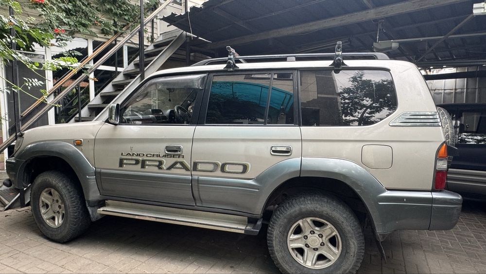 Toyota Land Cruiser Prado 1996
