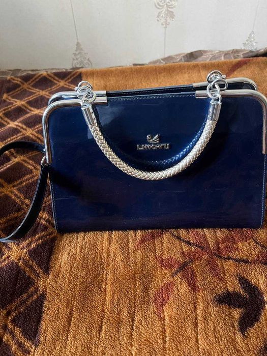 Продаю новые женские вещи из дома.