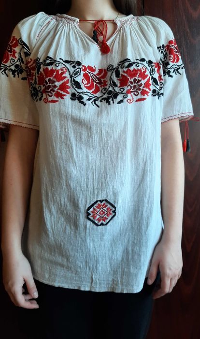 Ia veche din in cusuta manual