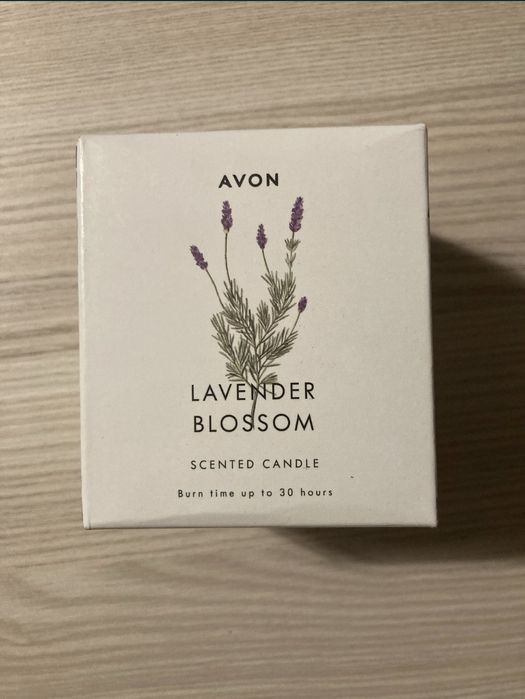 Lumanare parfumata cu lavanda/ vanilie Avon