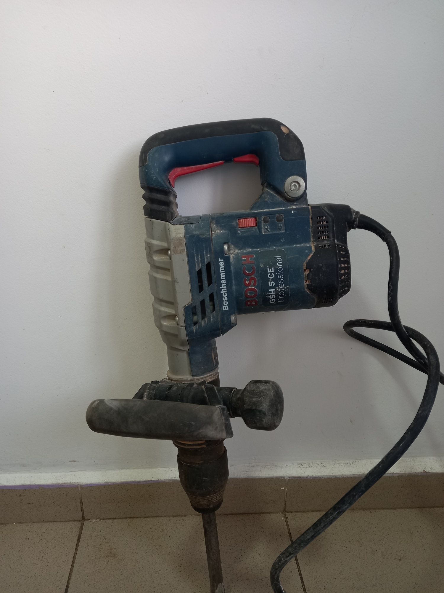 Vând Demolator Bosch Profesional