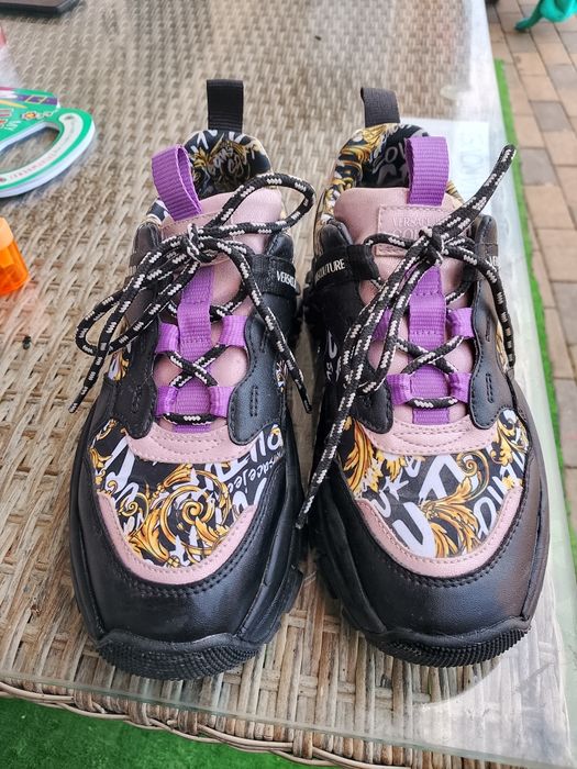 Adidasi  versace