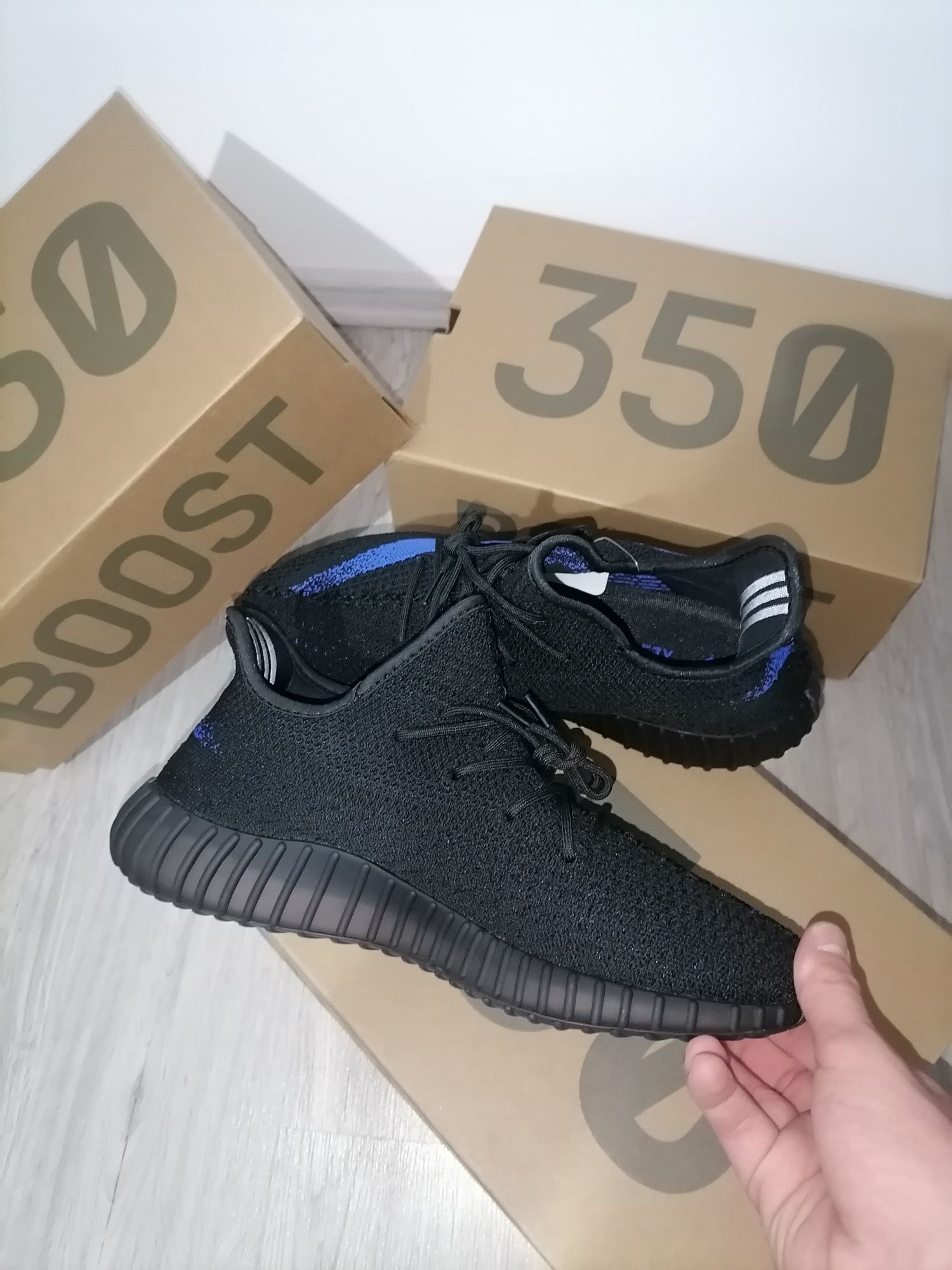 adidas Yezzy Boost 350 v2