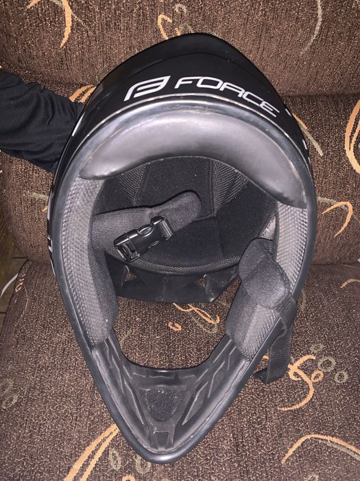 force dh каска нова