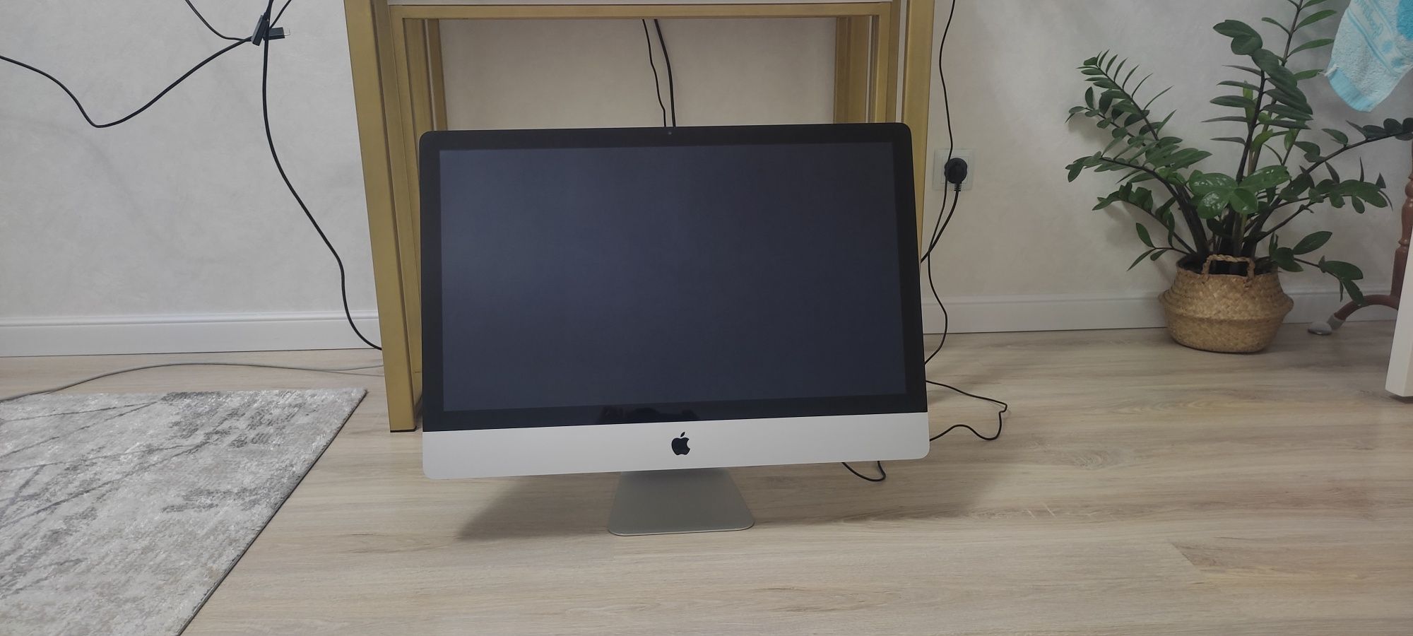 iMac 27 диагональ 2011 год