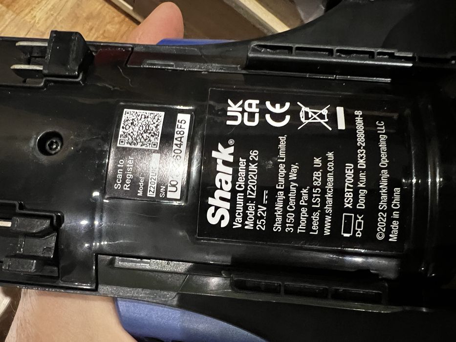 Прахосмукачка shark iz202uk 26