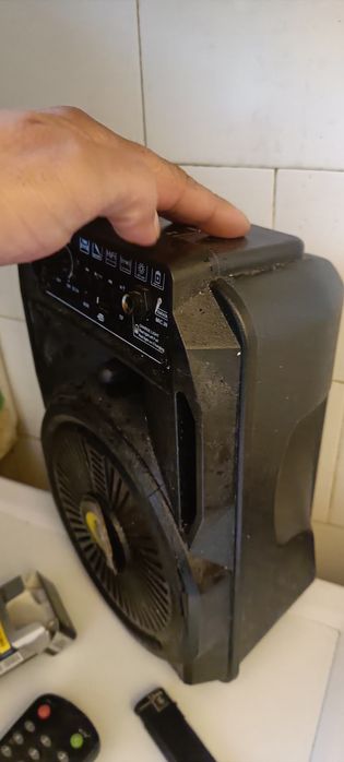 Boxa portabila audio