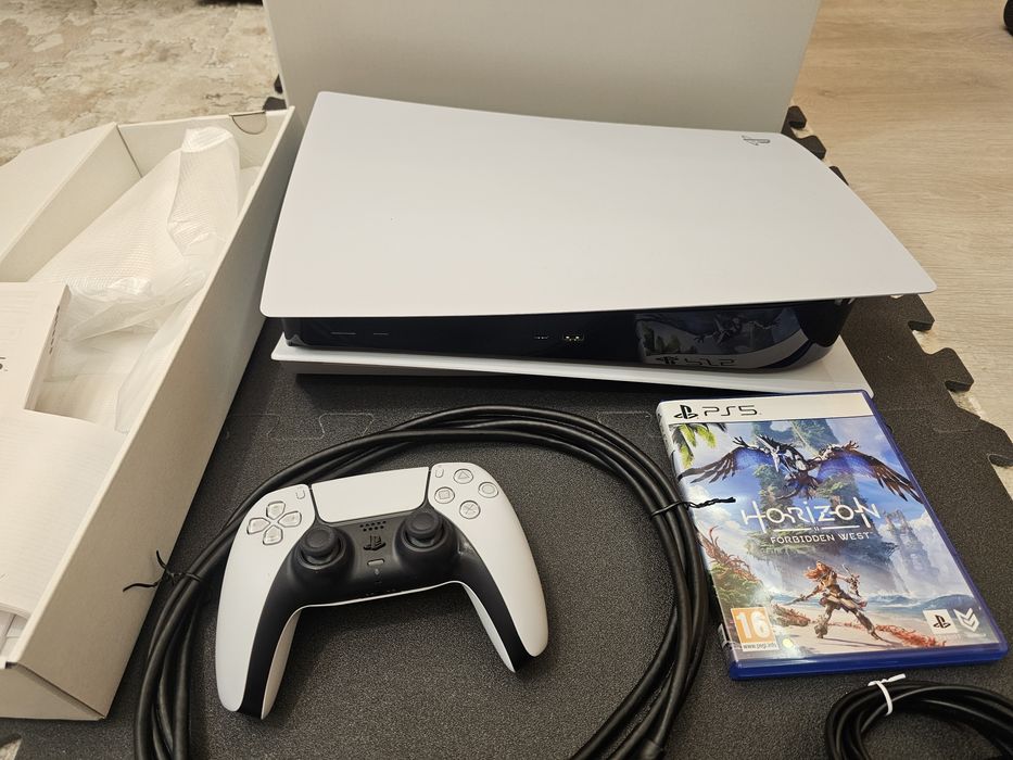 Vand Playstation 5, versiunea pe disc.