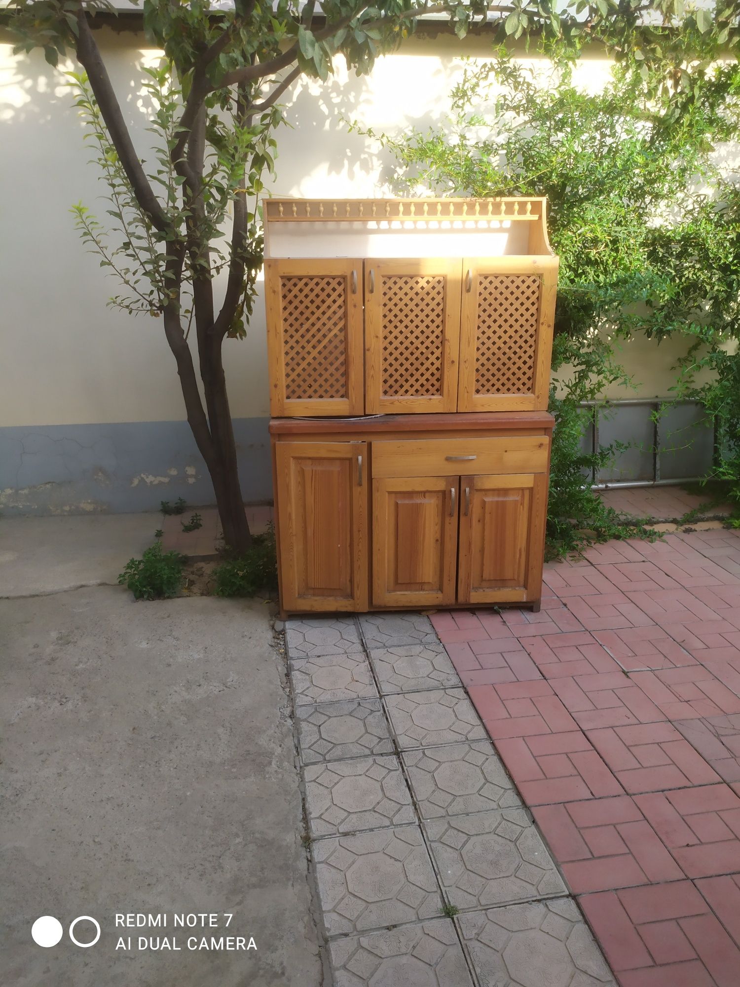 Кухняга  буфет сотилади