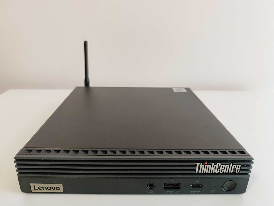 Lenovo ThinkCentre M70q Tiny Desktop i5-10400T/PCIe 256GB/32GB