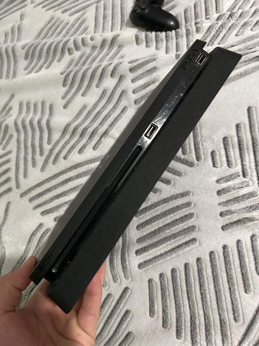 Vand Ps4 Slim 500gb