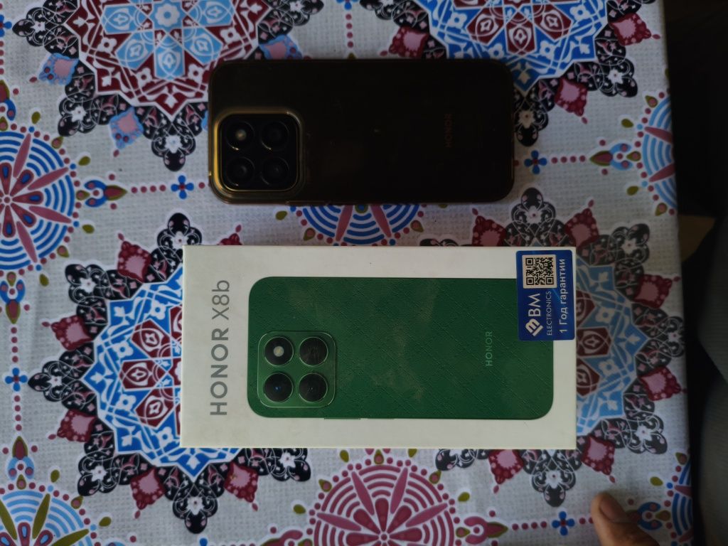 Honor a8b 8+8/256g