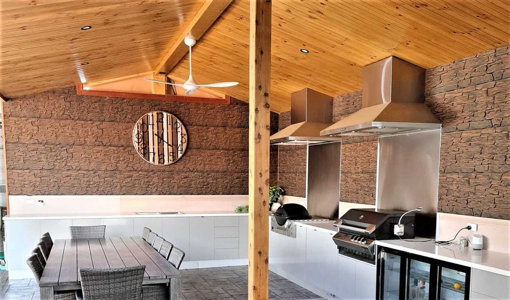 Фасадные панели  под Камень . Профиля, водосток, кровля, осп