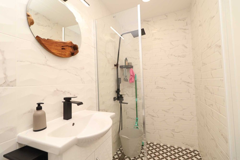 Продава се Двустаен апартамент в София, Люлин 6 - 71 кв.м за 2465 €/кв.м - Снимка #9