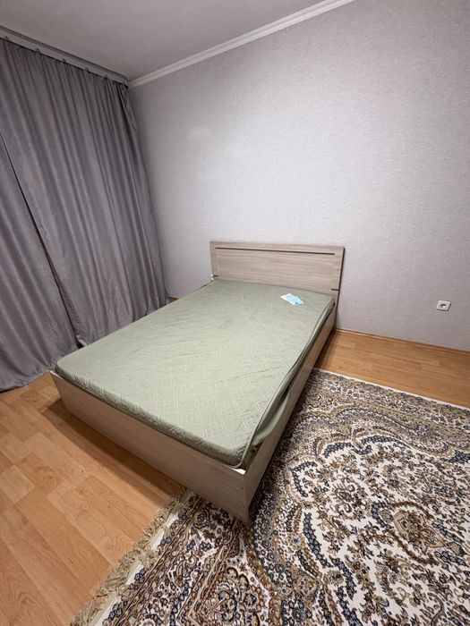 Срочно продам 2-х спальную кровать