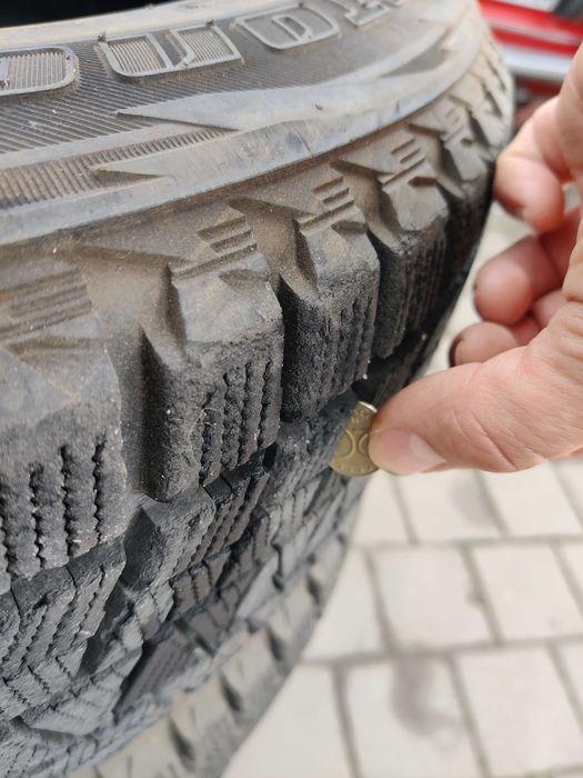 Гуми Bridgestone 225/60R17