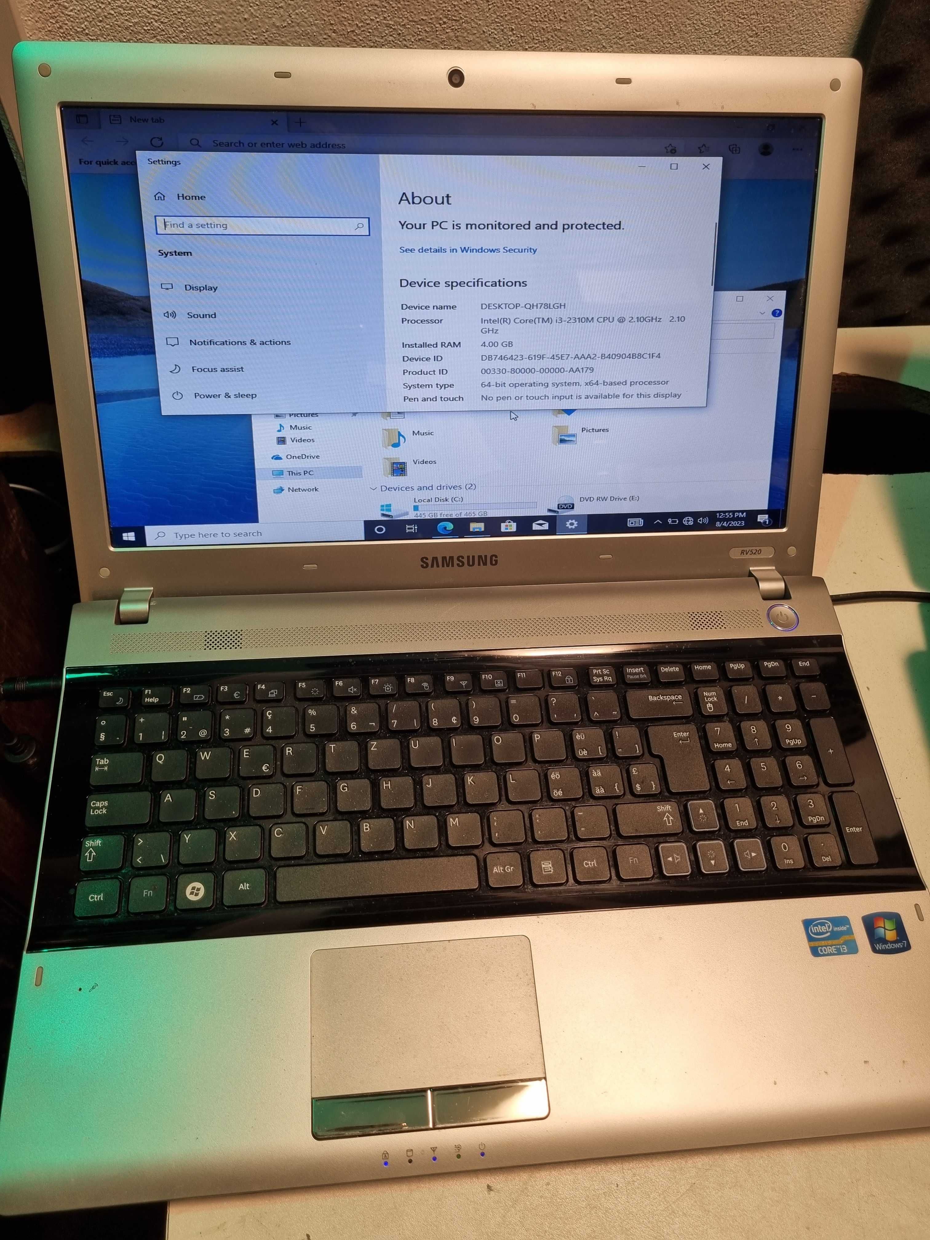 Laptop "15.6 Samsung RV520 i3 2310m