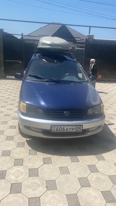 Продам Toyota Picnic