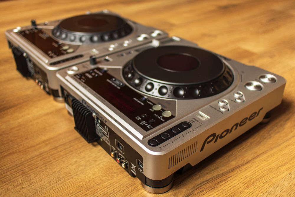 Pioneer CDJ-800 MK2