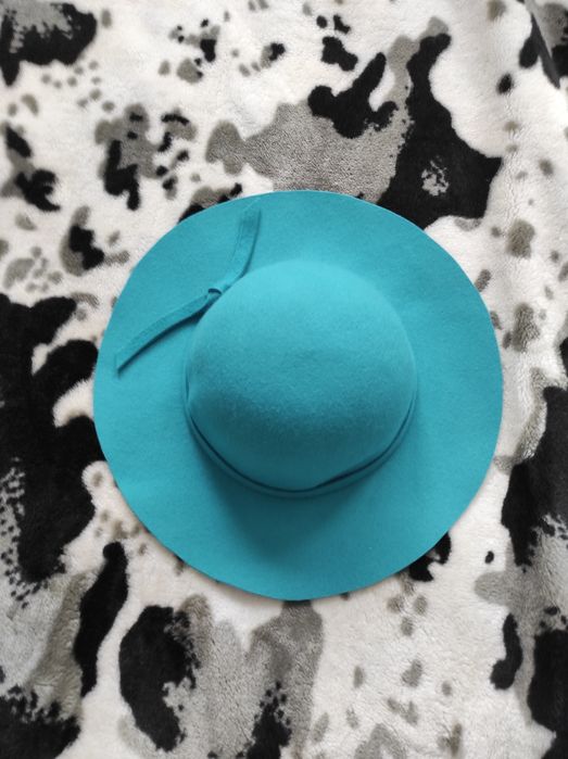 Pălărie cu bor mare