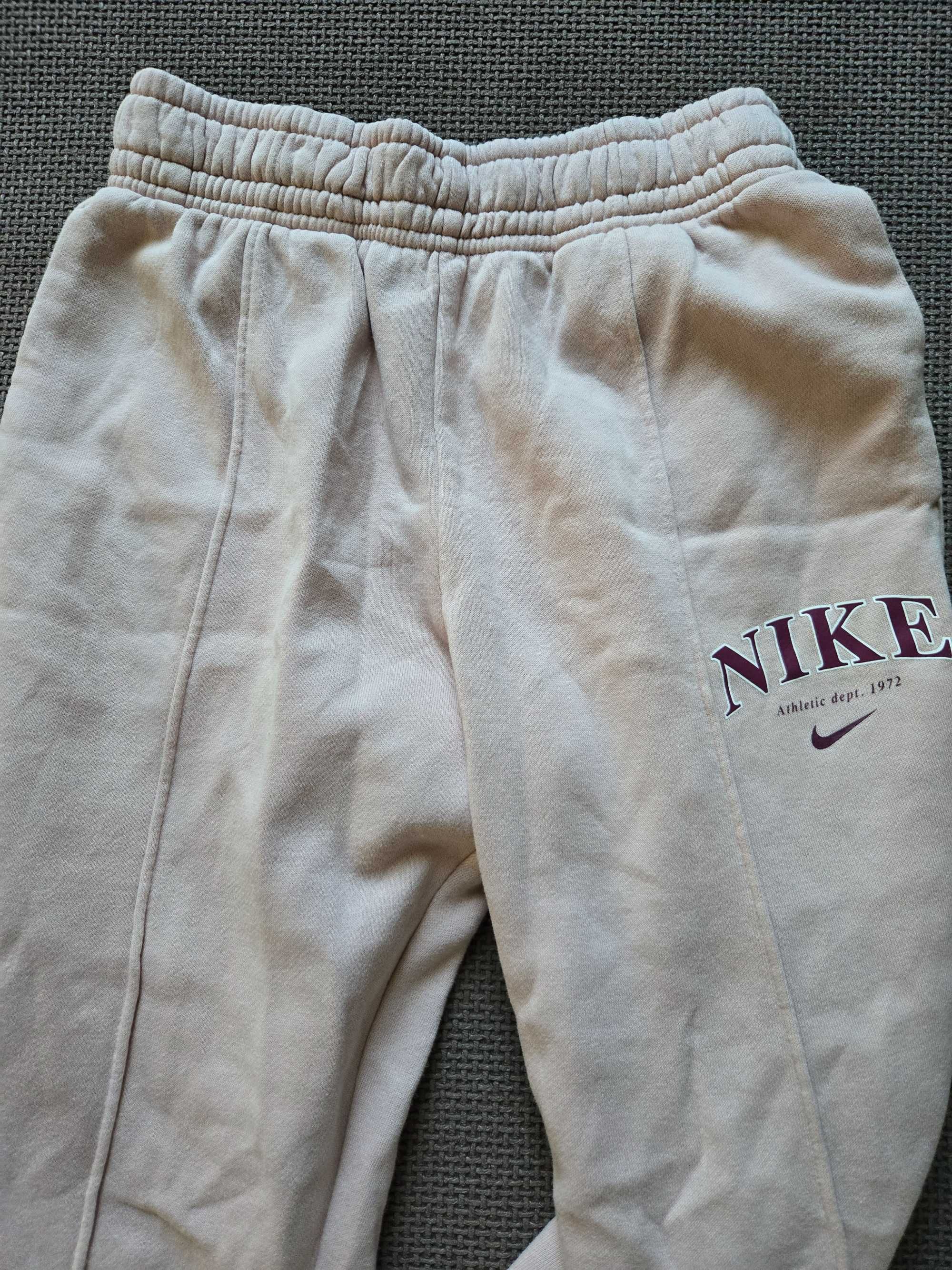 Детско долнище Nike