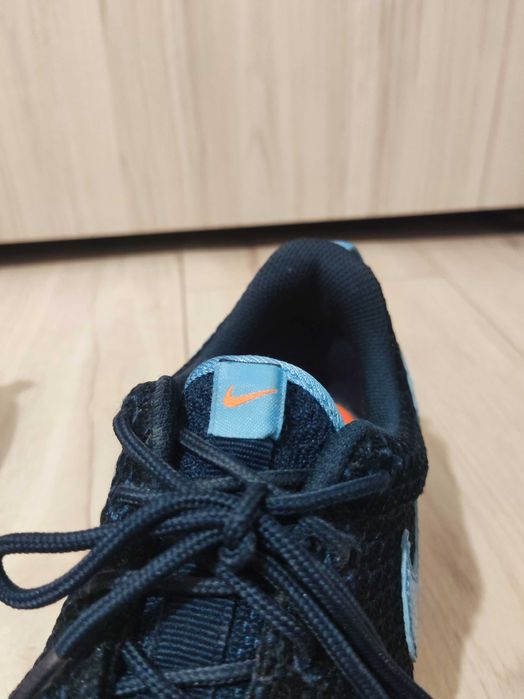 NIKE Roshe run 38 маратонки