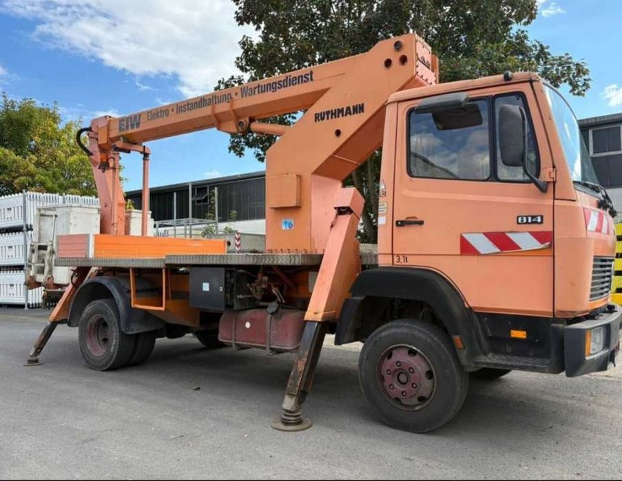 Hubarbeitsbuehne atbeitsbuehne