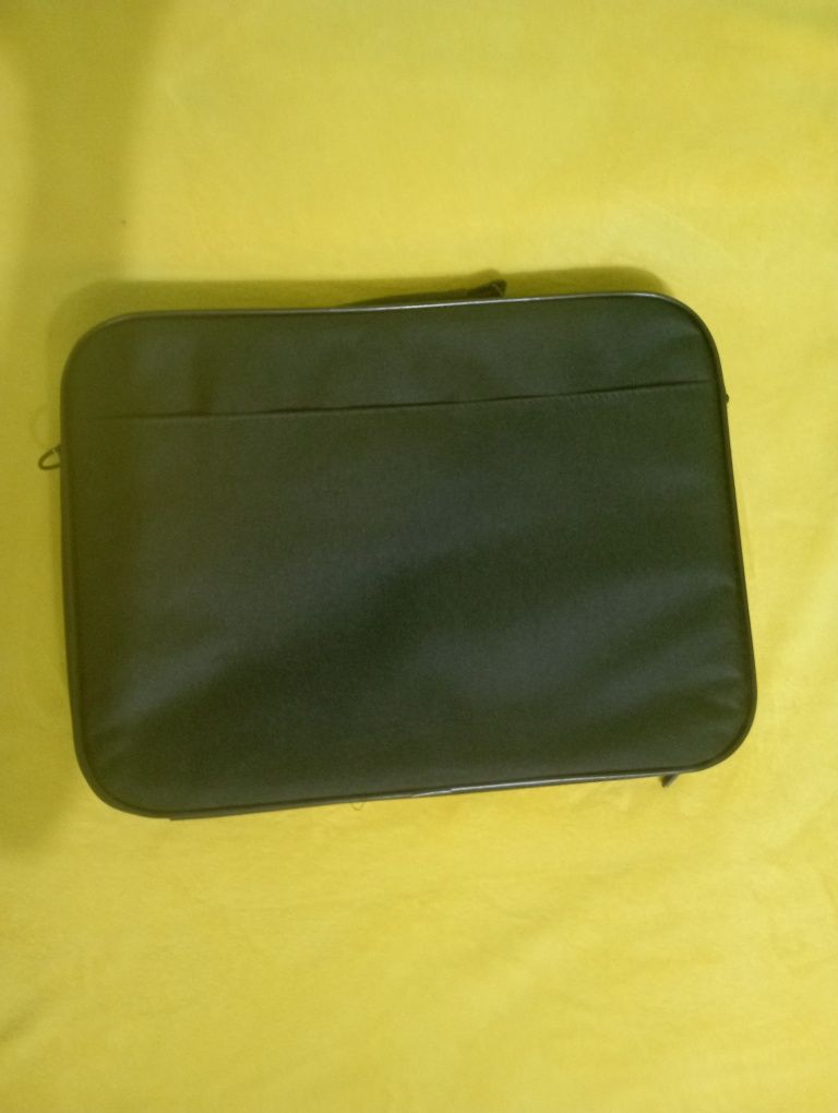 Geanta de laptop Spacer ca noua