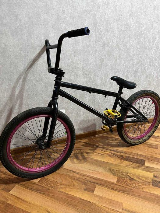 Велосипед БМХ, в хорошем состоянии