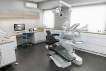 Rețea de clinici specializate în chirurgie dentară și implanturi
