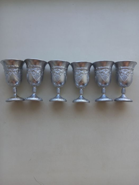 Продам или обмен набор рюмок