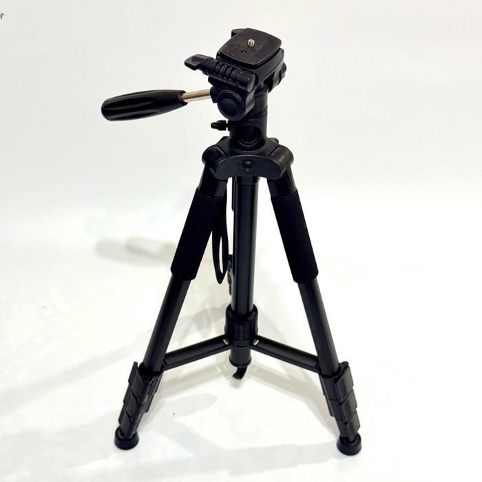 Фотоаппарат Sony A7 III Body и объектив Sony FE 90mm f/2.8 Macro G OSS