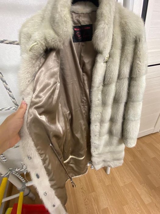 Норкавая шуба размер 42-44, цвет "грязный лёд"