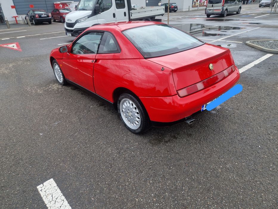 Alfa Romeo 916 gtv