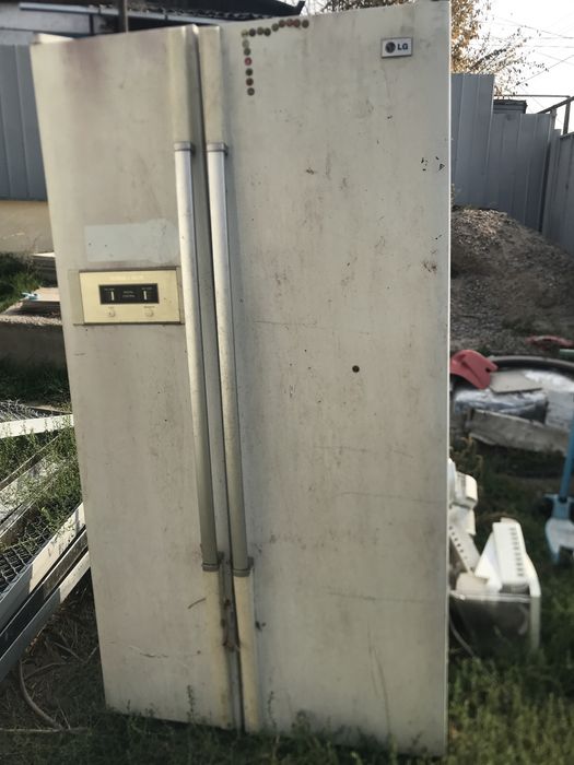 Продам холодильник