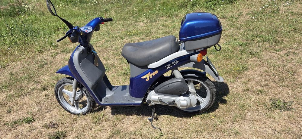 Vand piaggio Free în stare foarte bună cu toate Actele în regulă.