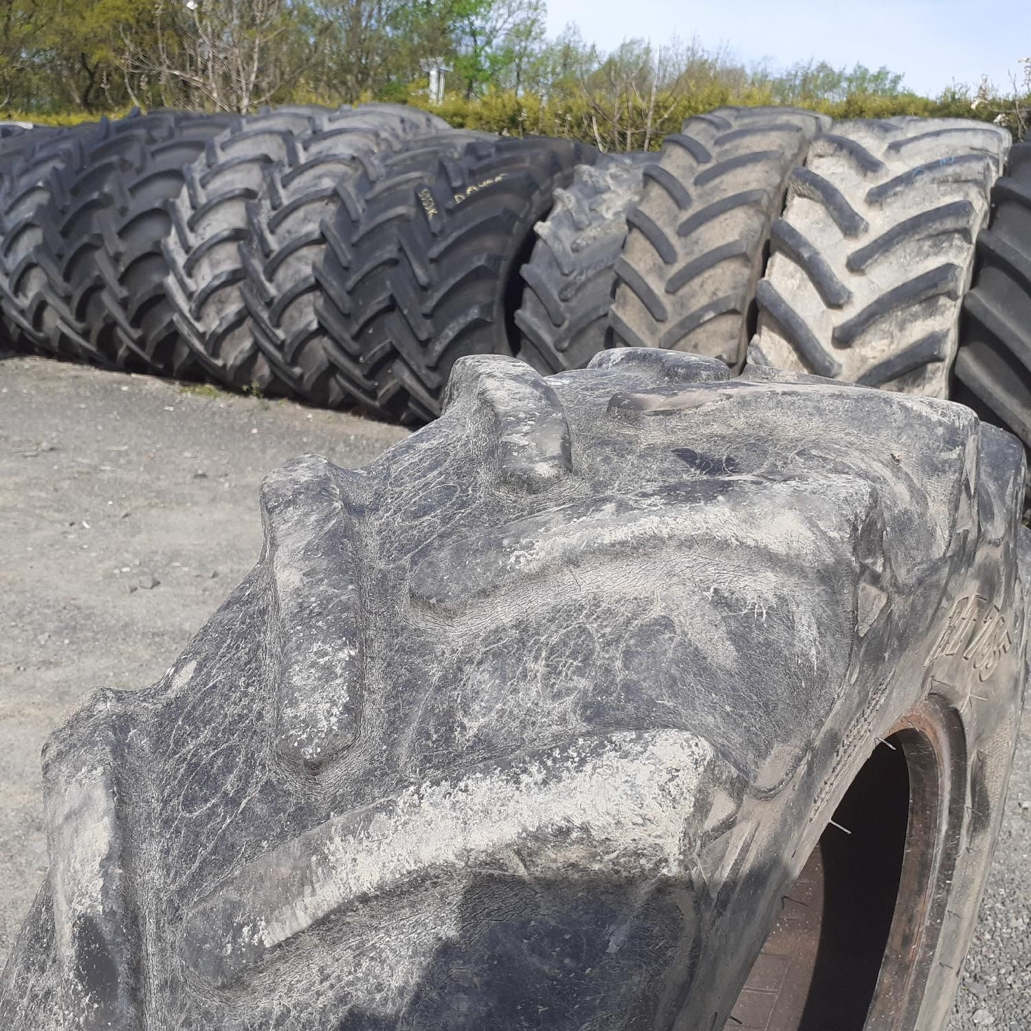 Cauciucuri 320/70R20 Bkt Anvelope Second Hand REZISTENTE